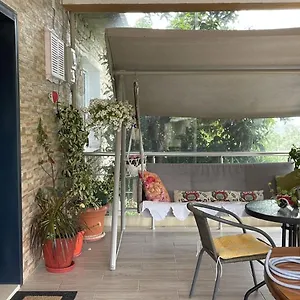 Alva Room's Gjirokastër