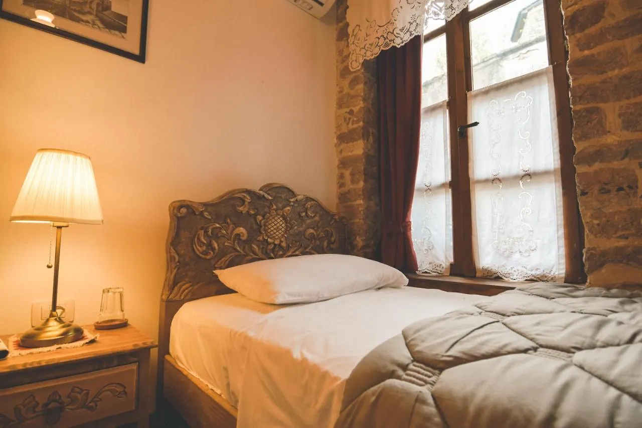 4Rooms Hotel Gjirokastër 3*,