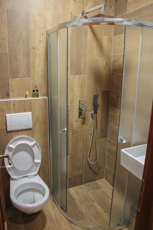 4Rooms Hotel Gjirokastër