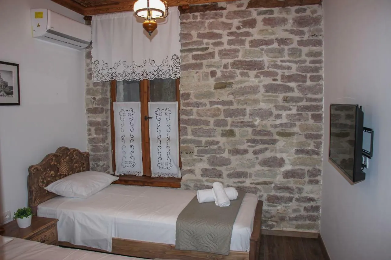 4Rooms Hotel Gjirokastër 3*,