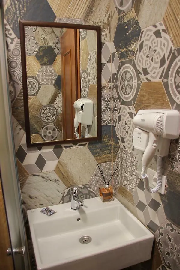 4Rooms Hotel Gjirokastër