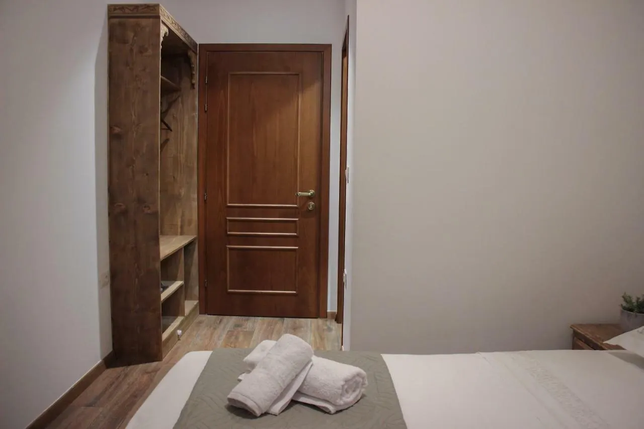 4Rooms Hotel Gjirokastër 3*,  Arnavutluk