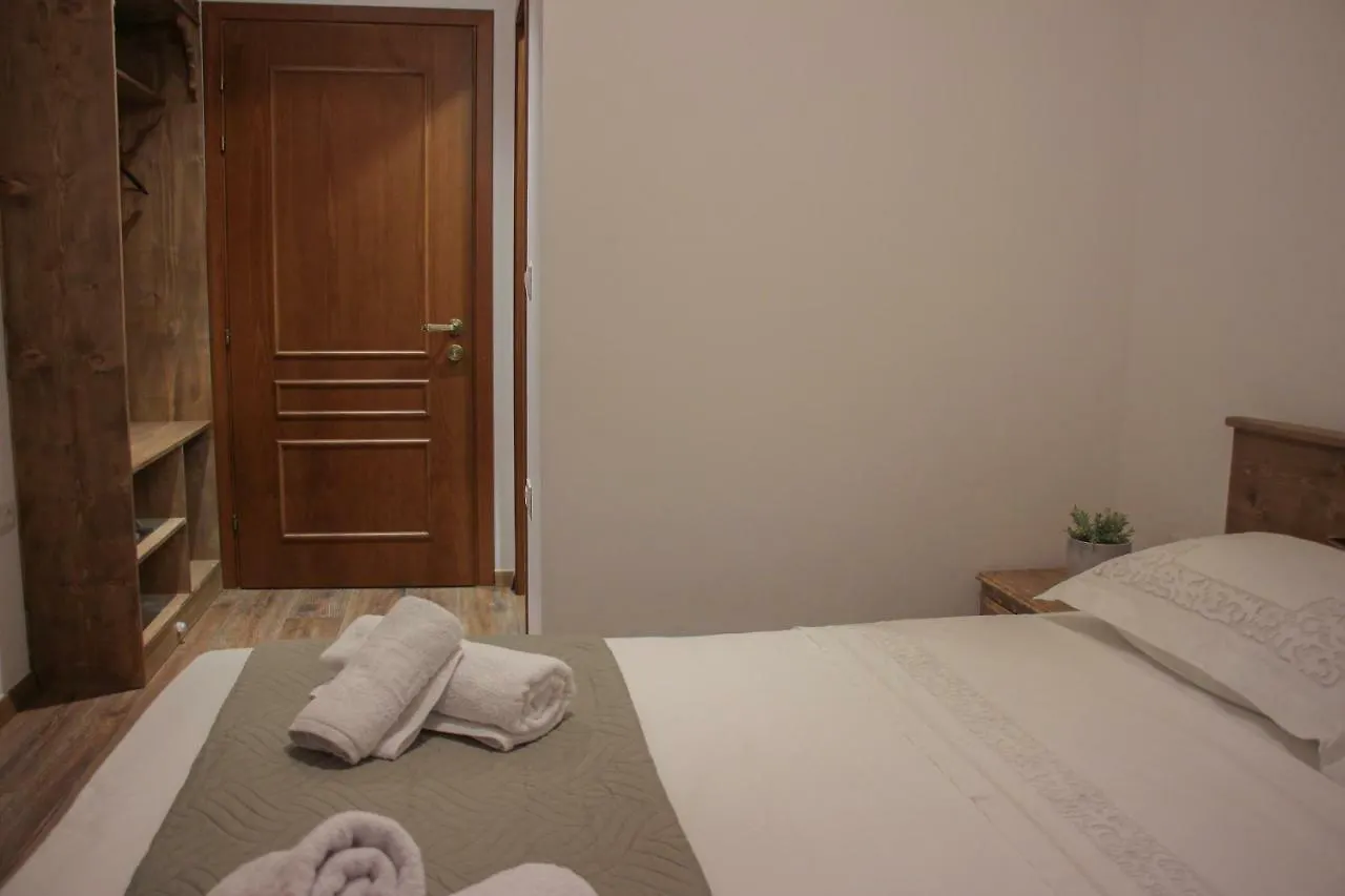 4Rooms Hotel Gjirokastër